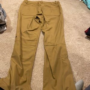 Adorable men’s Lululemon pants!